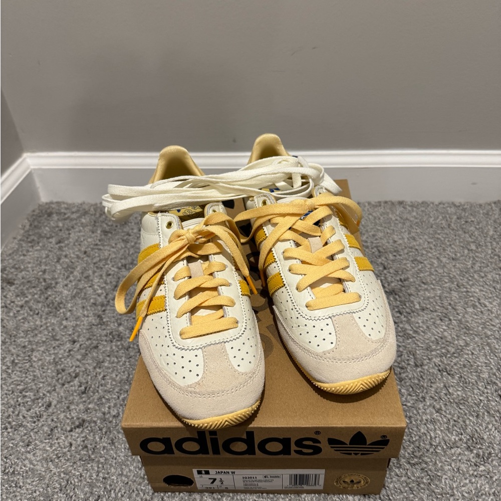 Adidas Women's Sneakers - Yellow and Cream